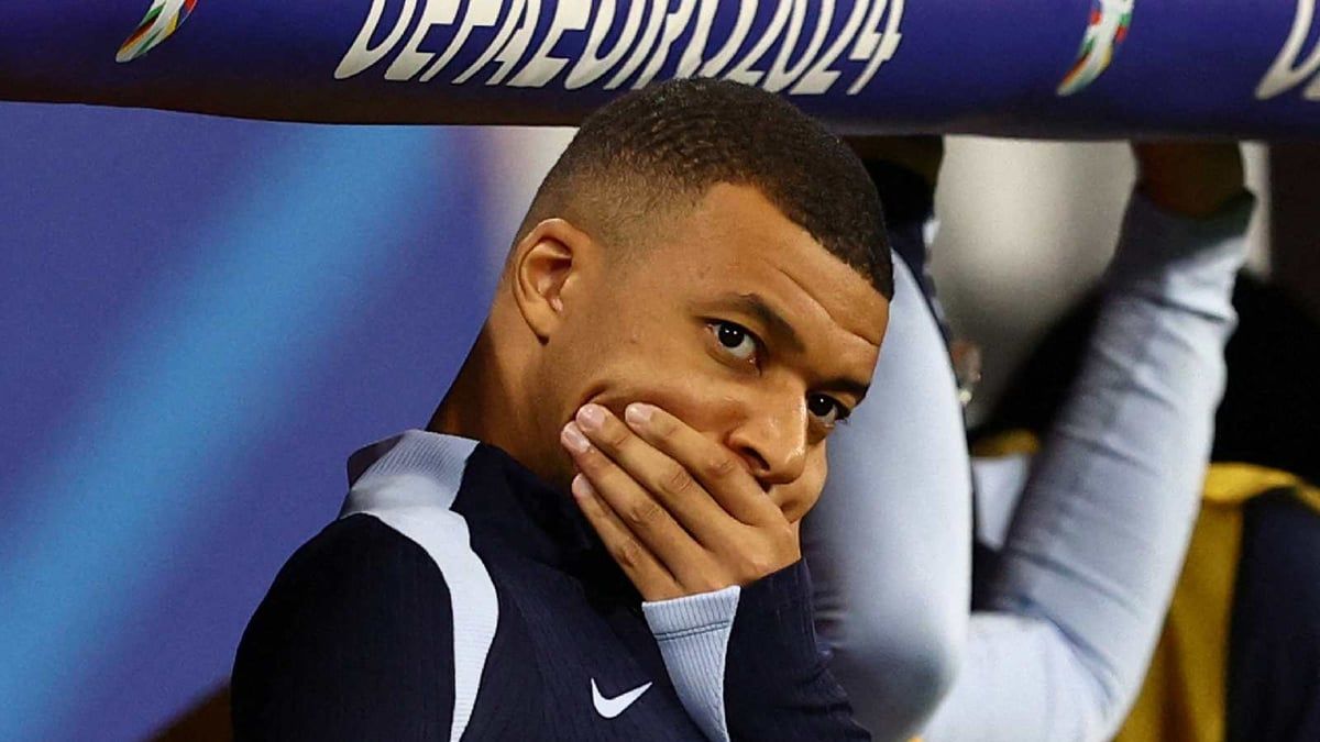 مبابي يسجل هدفين في مباراة ودية بعد إصابة الأنف