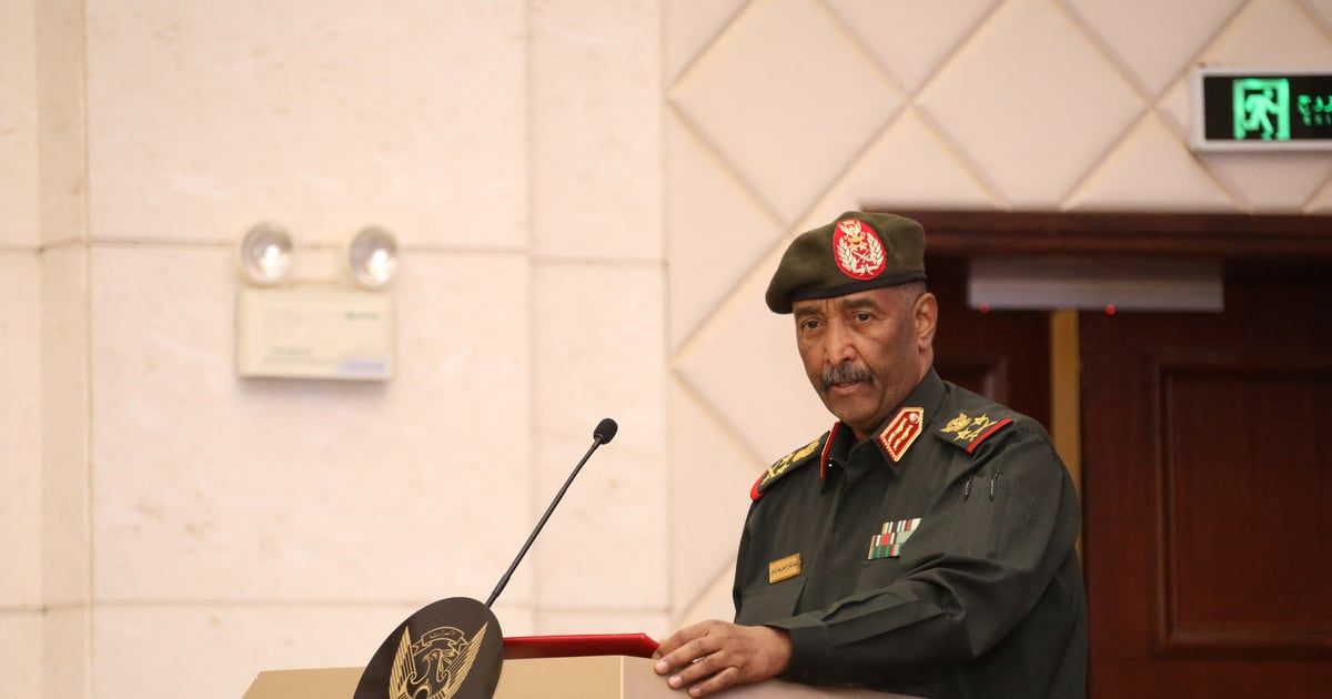 السودان.. لماذا يرفض "البرهان" مبادرات الحوار؟