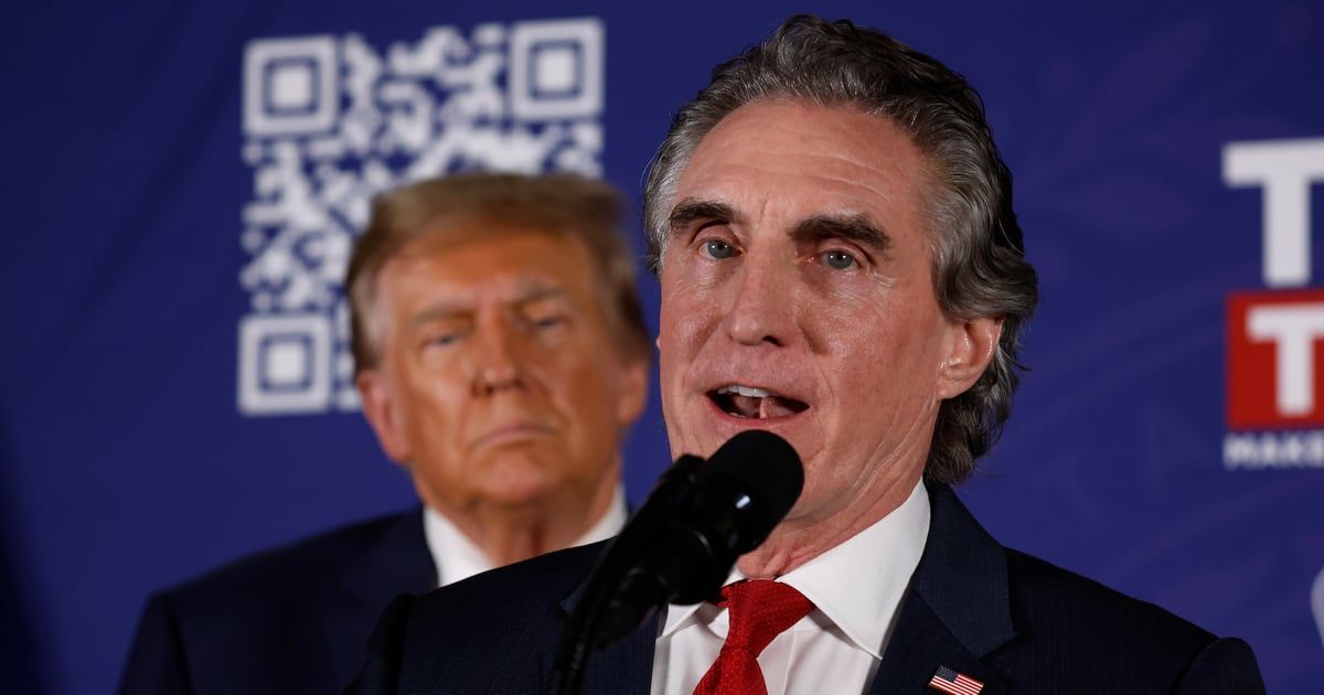 النائب المحتمل لترامب.. من هو المليونير دوغ بورغوم؟