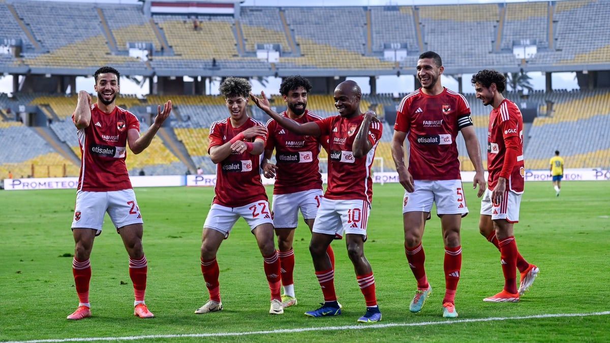 مفاجأة.. الأهلي المصري يوافق على رحيل نجمه