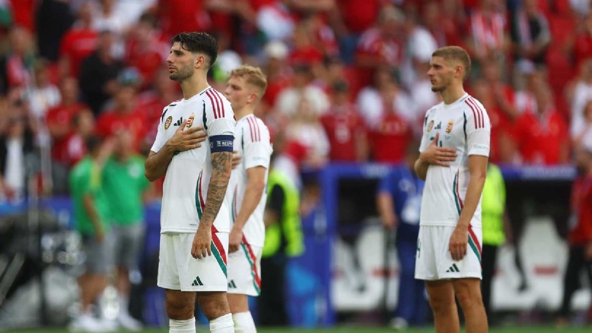 انهيار وبكاء نجم ليفربول بعد إصابة زميله القوية (فيديو وصور)