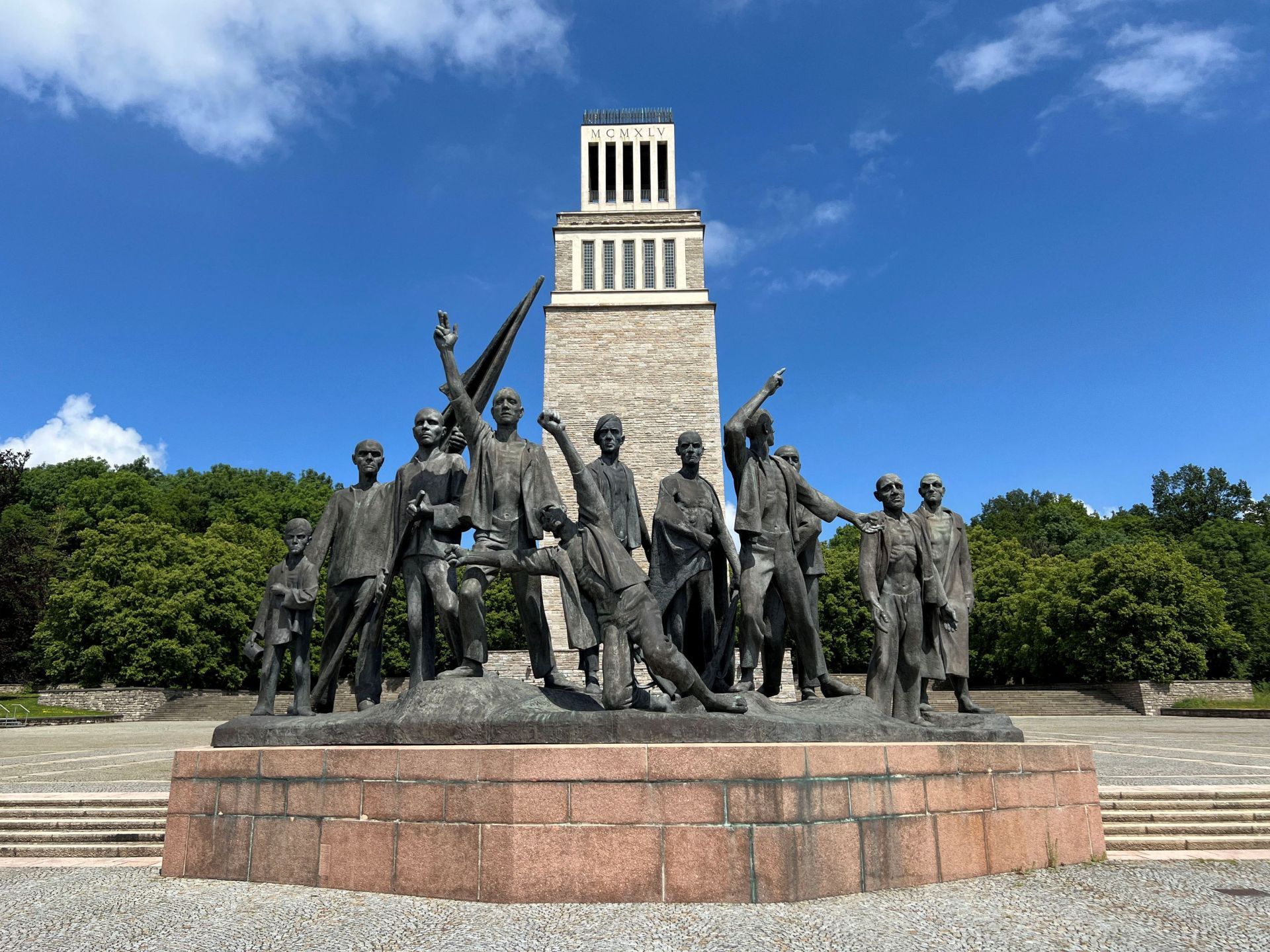 “يورو 2024” توجّه الأنظار نحو نصب معسكر اعتقال نازي - موقع الخليج الان