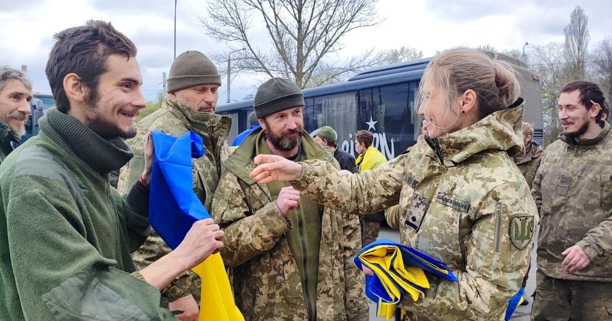 وساطة إماراتية بين روسيا وأوكرانيا تنجح في تبادل 180 أسيرا