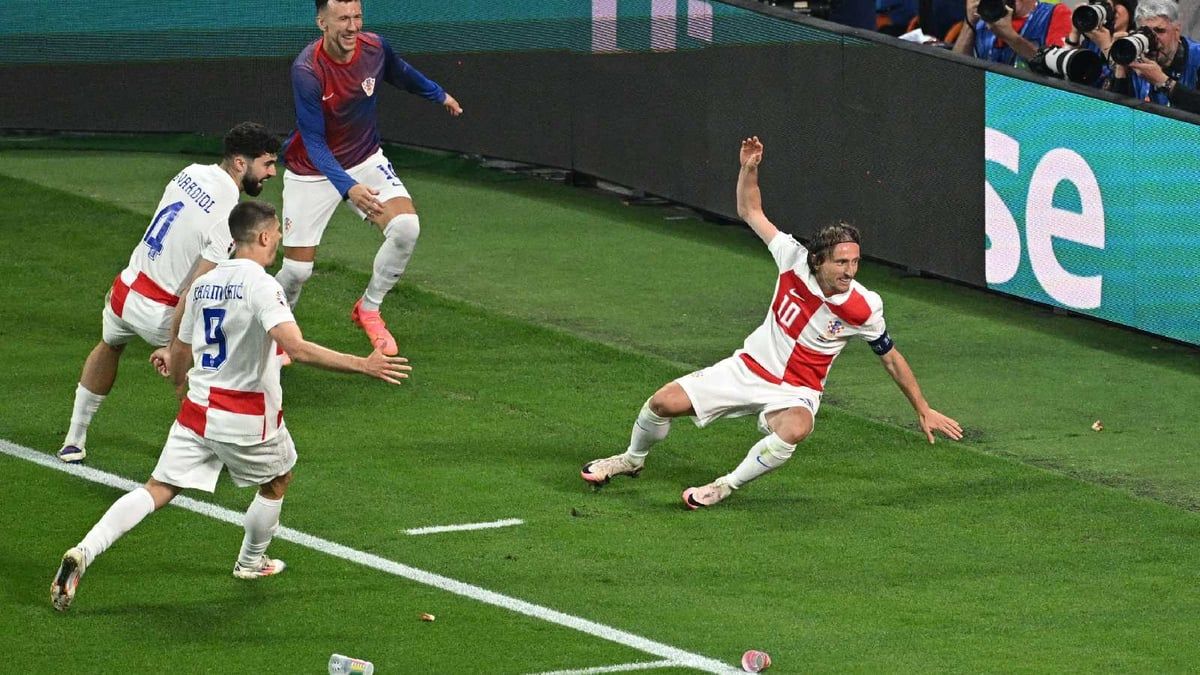 مودريتش يكتب إنجازًا تاريخيًا في اليورو