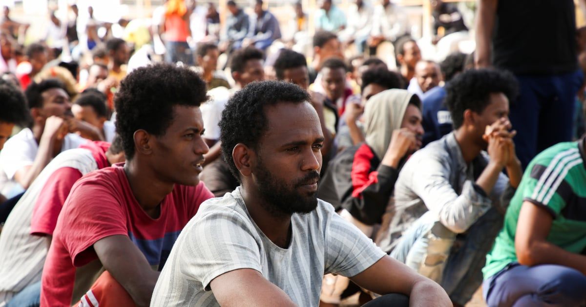 ليبيا تُرحّل 174 مهاجرًا غير نظامي