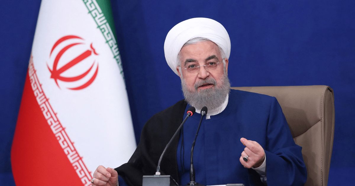 "3 سنوات من المعاناة".. روحاني يهاجم حكومة رئيسي ويدعو لانتخاب بزشكيان