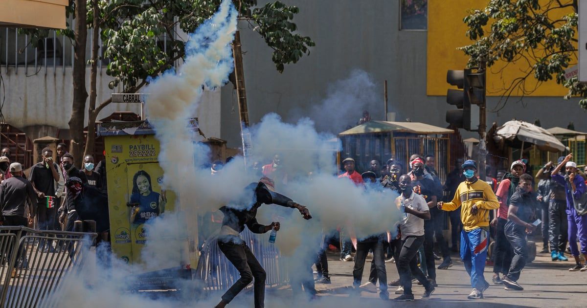 إثر اشتعال احتجاجات دموية.. ما الذي يجري في كينيا؟ (فيديو)