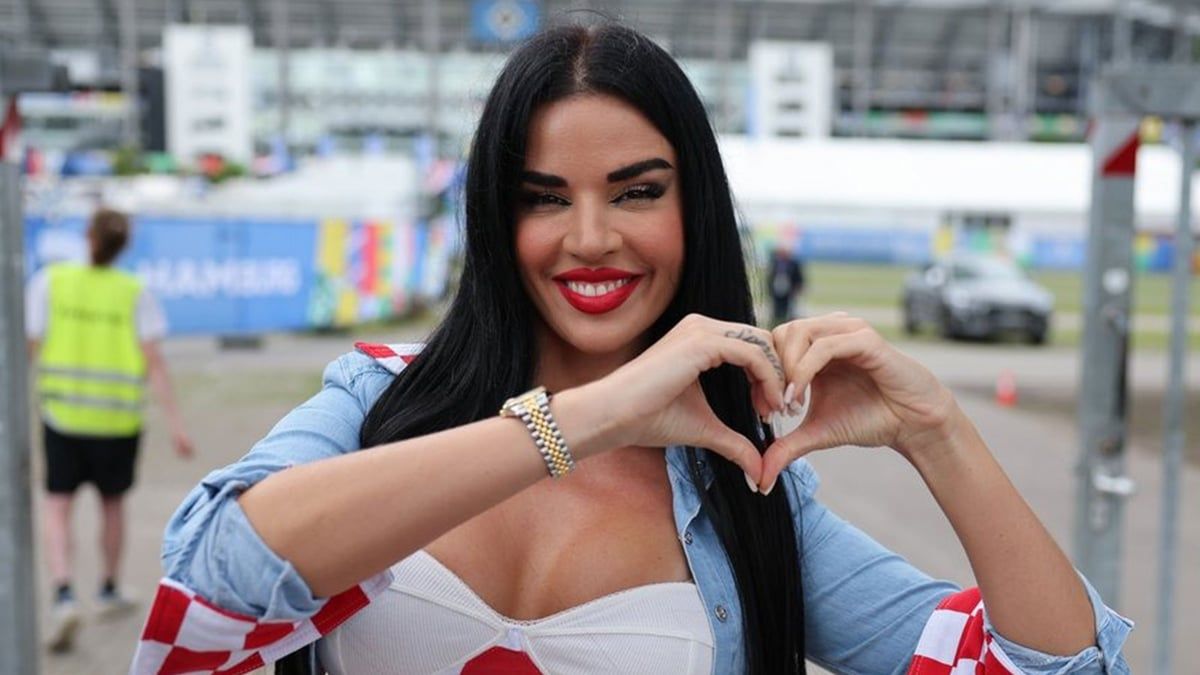 استفزَّت جماهير إيطاليا.. نهاية حزينة لحسناء كرواتيا في "يورو 2024"