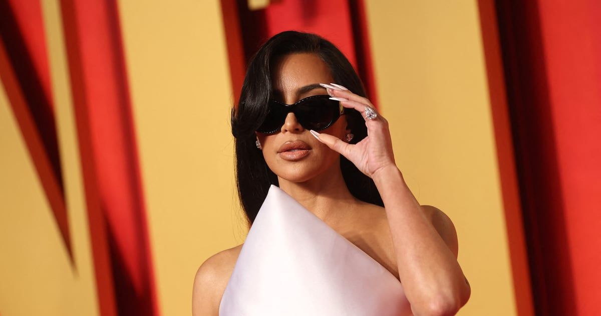 كيم كارداشيان معجبة بلاعب كرة مرتبط ويصغرها بـ23 عامًا