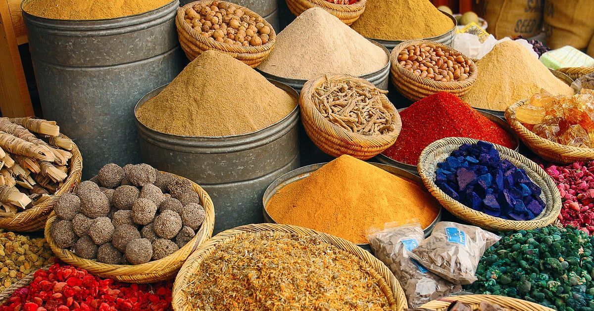 "اللحسة الصحراوية".. منتج شعبي لزيادة الوزن يهدد صحة المغربيات