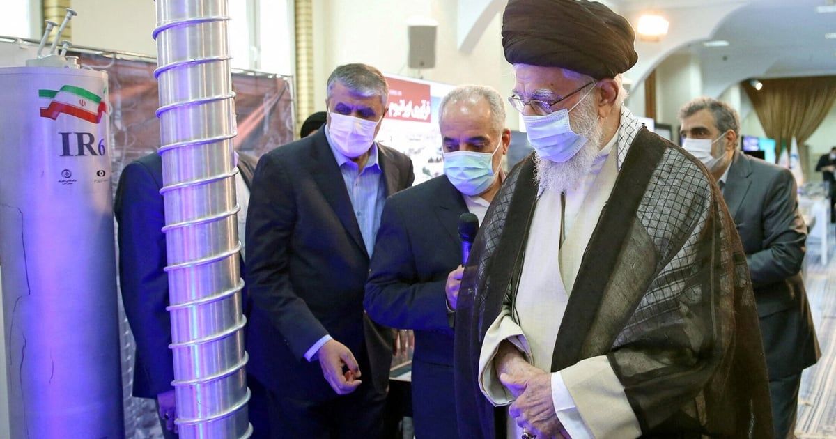 التايمز: الرئيس الإيراني الجديد سيُغيّر الحسابات النووية