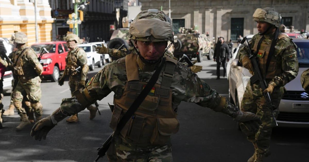 محاولة انقلاب عسكري في بوليفيا