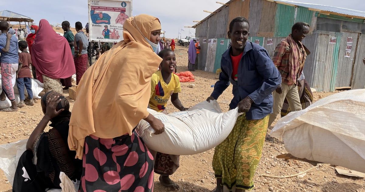 النازحون في الساحل الأفريقي.. مأساة منسية في غمرة التنافس على النفوذ