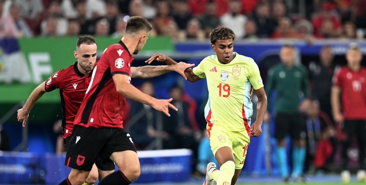 باريس سان جيرمان يستعد لوضع مبلغ فلكي للتعاقد مع لامين يامال