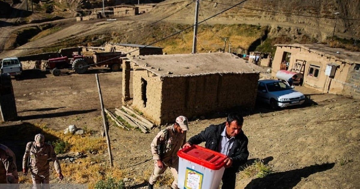 إيران: قتيلان و5 جرحى في إطلاق نار على سيارة تحمل صناديق انتخابية (فيديو)