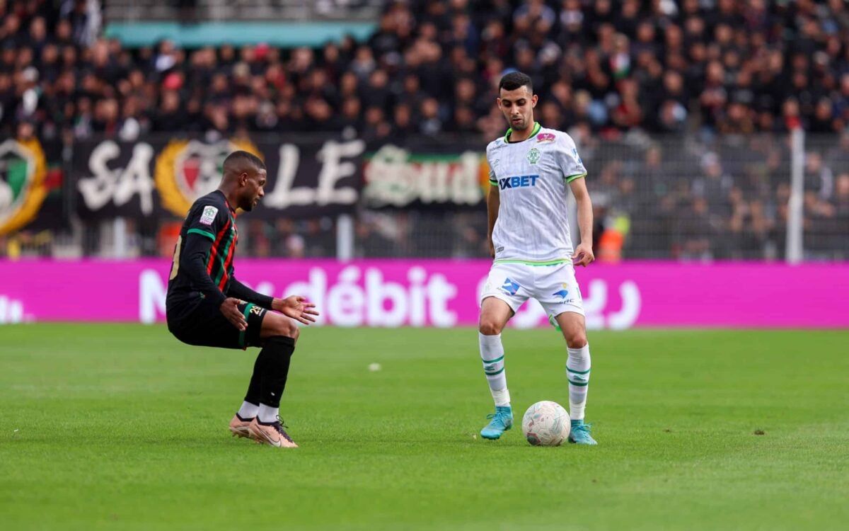 الرجاء يطمح للثنائية والجيش لإنقاذ الموسم.. صدام قوي في نهائي كأس العرش المغربي