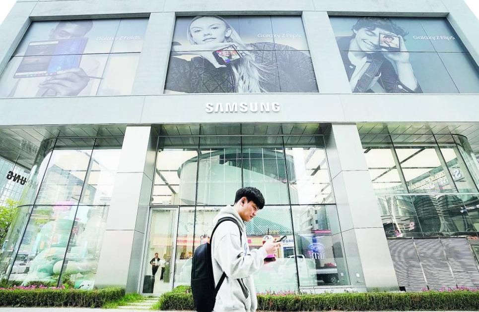 كوريا الجنوبية تسجل فائضاً تجارياً للشهر الـ13 على التوالي