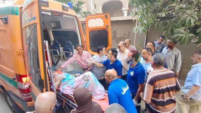 مصرع 3 في انهيار عقار بمصر