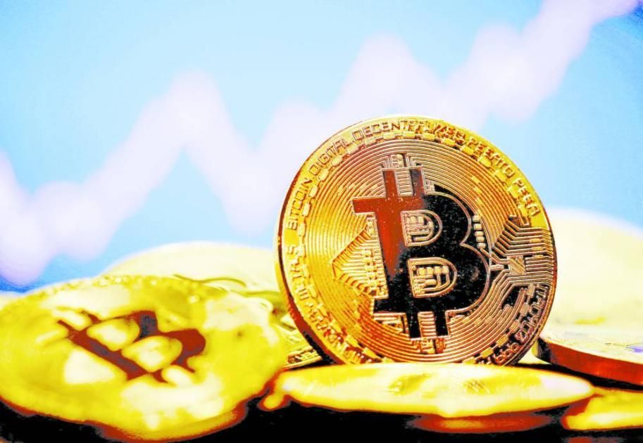 توقعات بتجاوز «البيتكوين» أعلى مستوى هذا العام