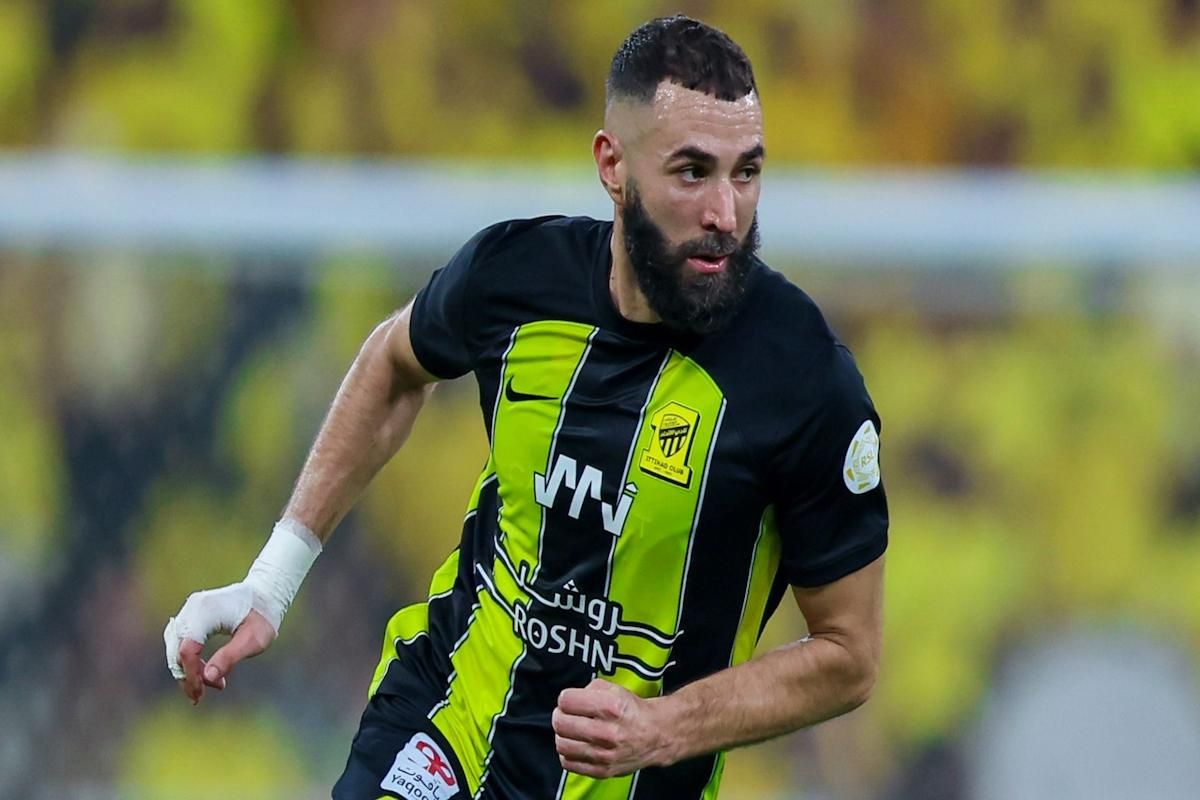 يلزم أن تتدخل وزارة الرياضة لحل الأزمة!! جستنيه يتوسل لمسؤولي الكرة بضرورة رحيل بنزيما - موقع الخليج الان