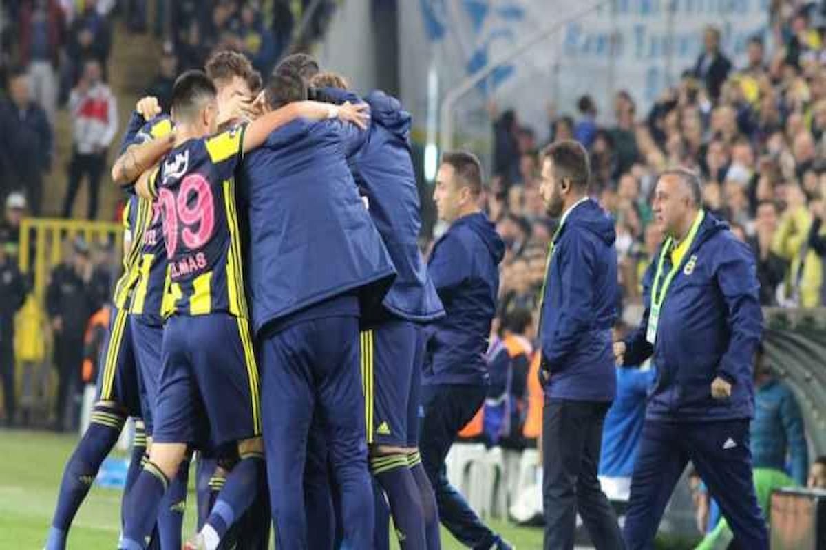 كل أهدافه من روشن!! فنربخشة يستهدف ابن موطنه في الصيفية - موقع الخليج الان