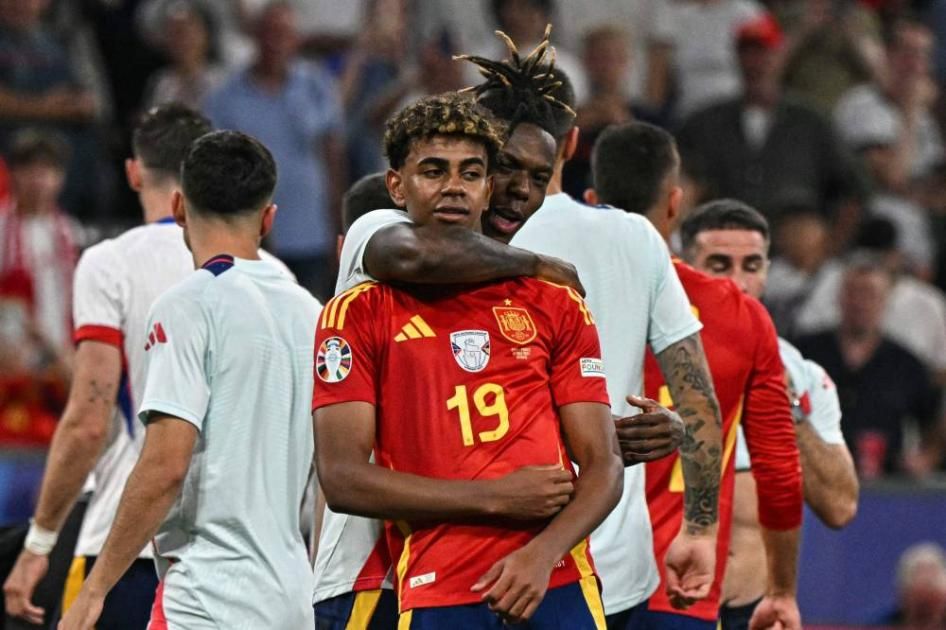 مدرب إسبانيا: لدينا عبقري في الفريق.. وهذه نصيحتي له