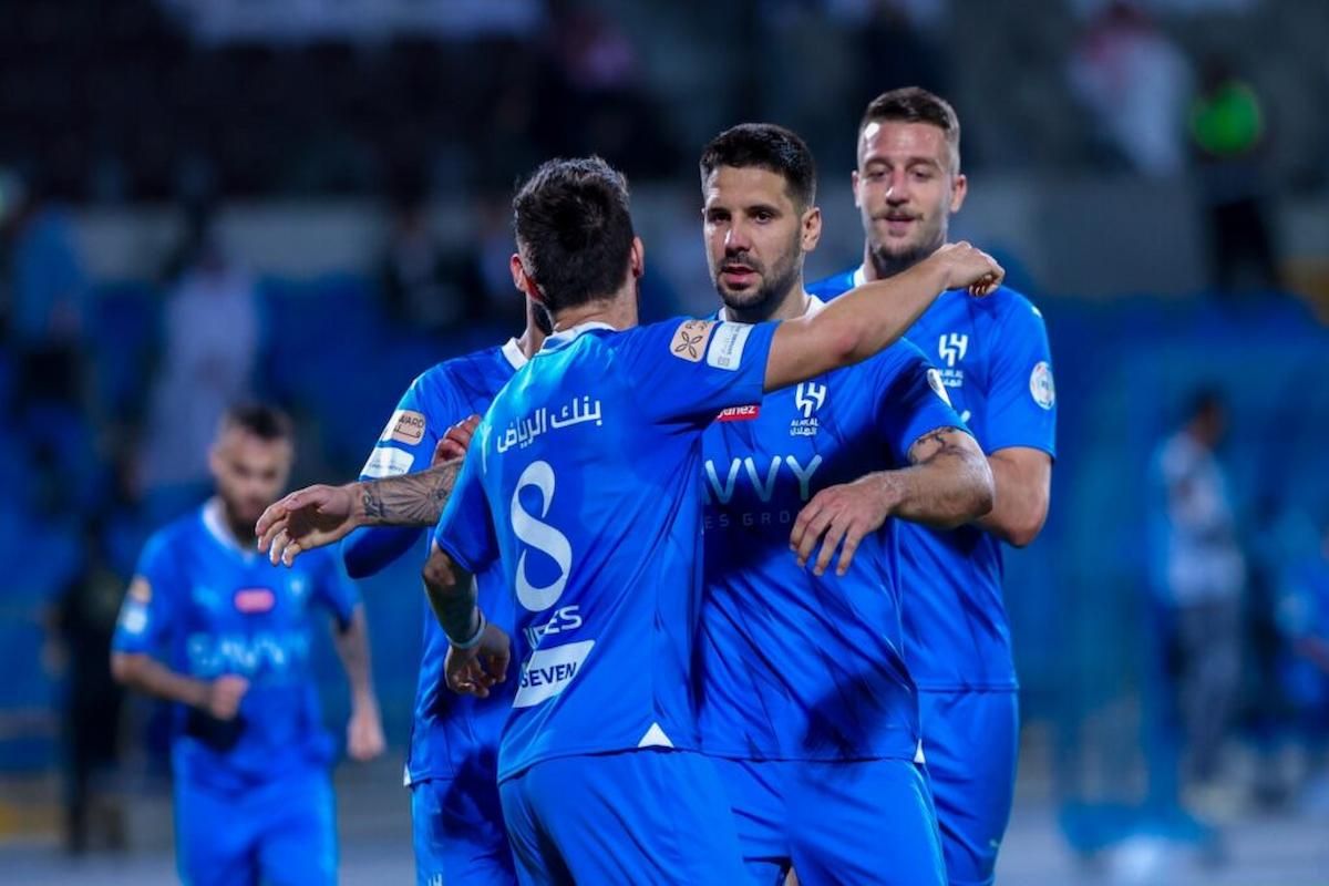 طلبات الأطفال أوامر.. موقف مُلفت من نجم الهلال في ودية نويشتات - موقع الخليج الان