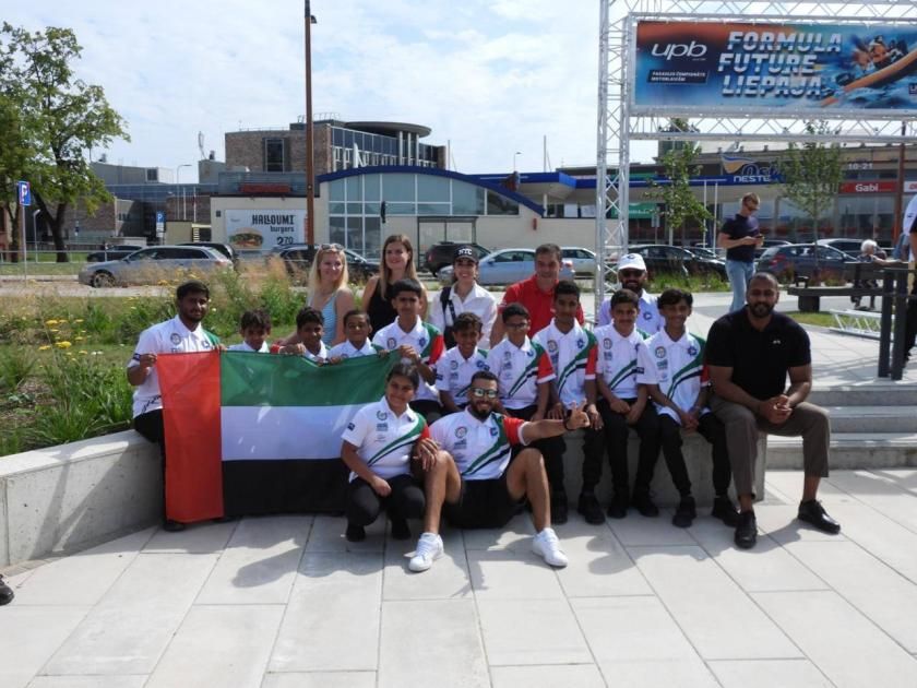 سفارة الإمارات في لاتفيا تحتفي بفريق الفجيرة «لفورمولا المستقبل»