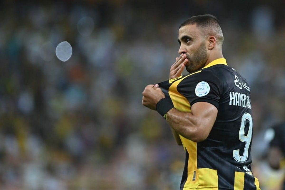 رسميًا…المغربي "عبدالرزاق حمدالله" في صفوف فريق الشباب الموسم المقبل - موقع الخليج الان