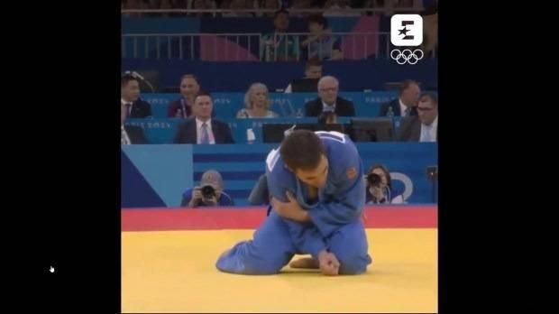 مفارقات الأولمبياد.. خلع كتف بعد احتفالية البرونزية وانسحاب لأسباب طبية