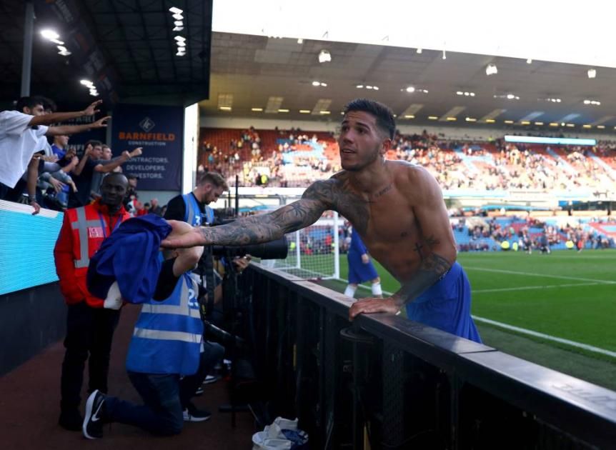 حارس جديد في تشيلسي.. وإينزو يتبرع لمناهضة العنصرية