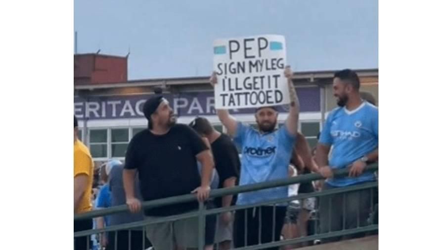 مشجع أمريكي يفاجئ غوارديولا بطلب غريب