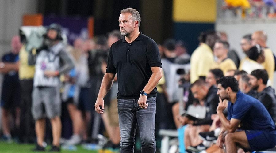 فليك يفتتح حقبته مع برشلونة بفوز على مانشستر سيتي