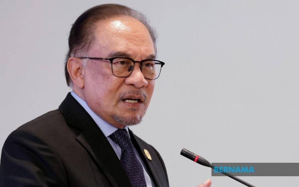 رئيس وزراء ماليزيا غاضب من «فيسبوك» بعد حذف منشور عن هنية