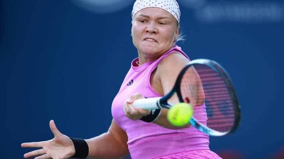 دورة تورونتو: غوف تخرج من ثمن النهائي وسابالينكا تتأهل