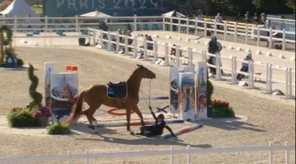 المصرية سلمى أيمن تودع أولمبياد باريس بعد سقوطها من على الحصان