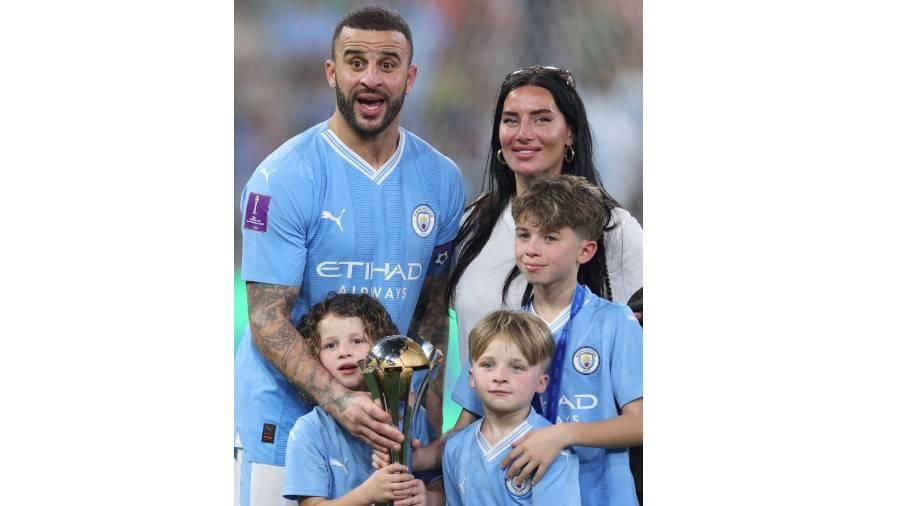 نجمة تلفزيون الواقع تقاطع شقيقتها بسبب كيل ووكر