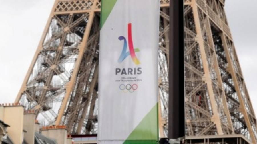 استبعاد رياضية أفغانية من ألعاب باريس بسبب شعار