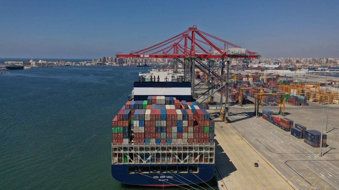 %10 انخفاض عجز الميزان التجاري المصري