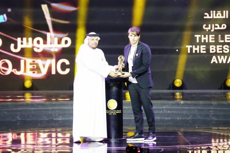 «المحترفين» تكرم الوصل نجماً لنجوم الموسم.. وسيكو بابا يثير الجدل