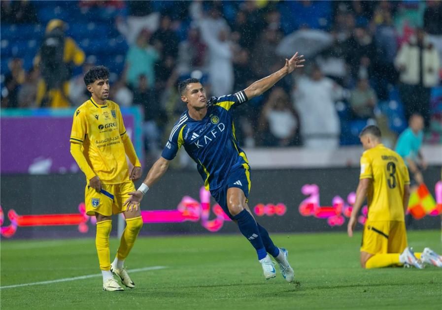 رونالدو يقود النصر إلى نهائي السوبر السعودي