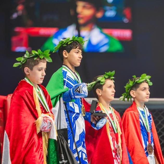 راكان وسارة يؤكدان تميز الفنون القتالية في الإمارات