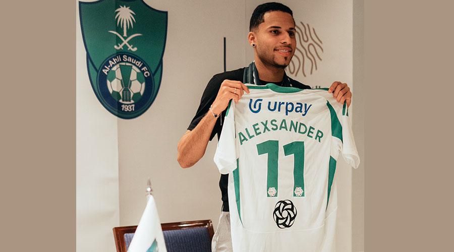 تعرف إلى أرقام الكسندر غوميز لاعب أهلي جدة الجديد