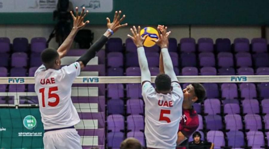 منتخب الإمارات يفوز على نظيره القطري ويتأهل لنصف نهائي «غرب آسيا» لشباب الطائرة