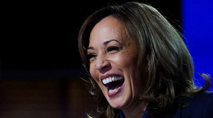 حملة هاريس تتفاخر بحجم تبرعات غير مسبوقة