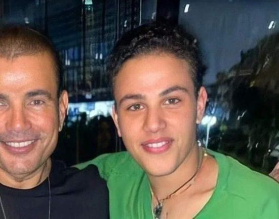 نجل عمرو دياب يثير الجدل في أحدث صور له… والجمهور في حيرة (صور)