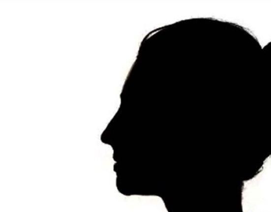 بالصور: من اصل لبناني.. فنانة عالمية تحتفل بعيد ميلادها على متن يخت فاخر