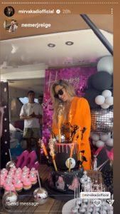 بالصور… فنانة لبنانيّة تحتفل بعيد ميلادها على متن يخت!