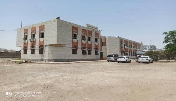 اولياء امور طلاب الثانوية العامة بلحج يناشدون وزير التربية والتعليم