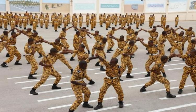 المحافظ بن ماضي : نعتز برجال قوات النخبة الحضرمية من المؤسستين الأمنية والعسكرية